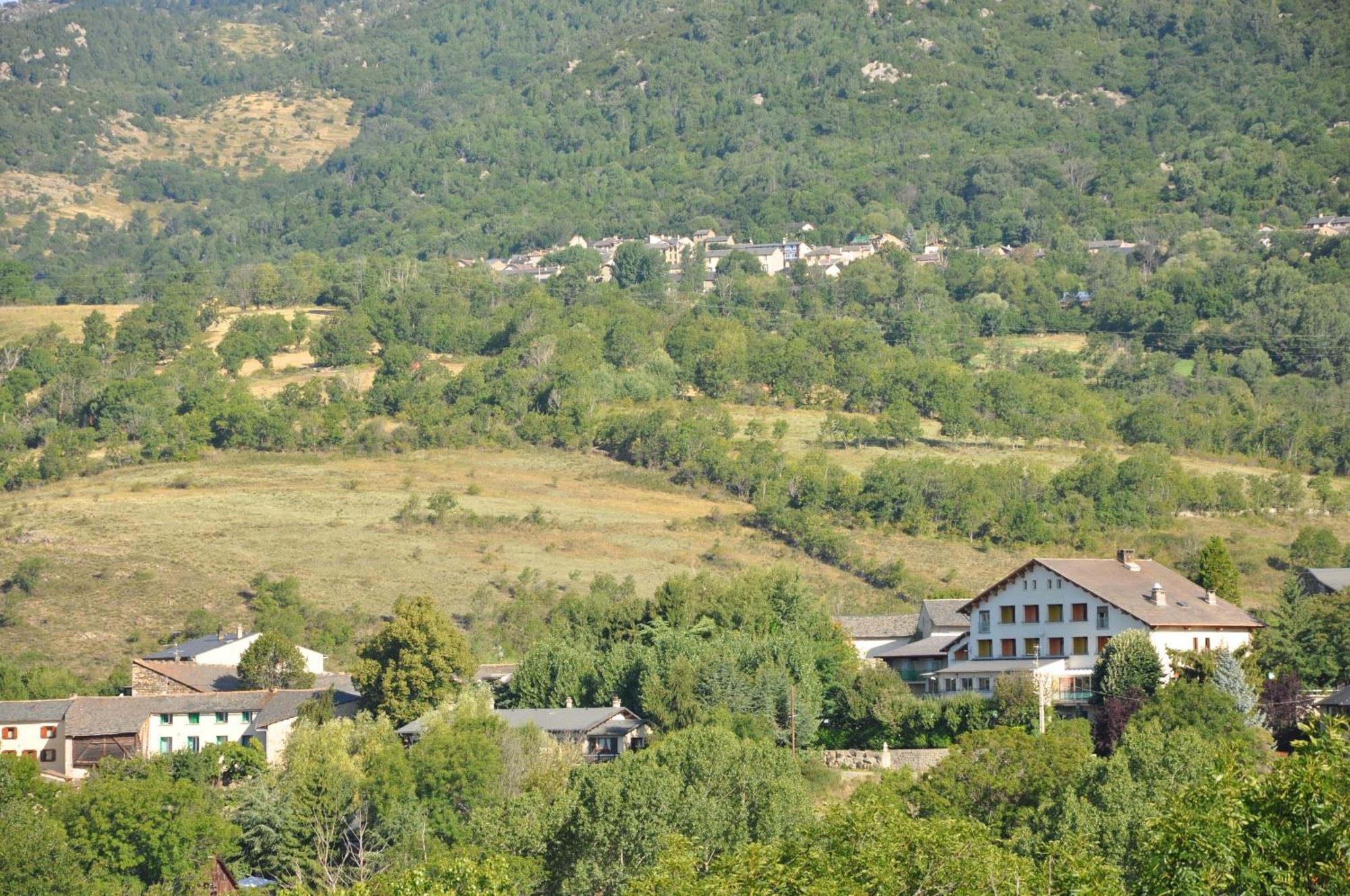 Relais Du Belloch Angoustrine Buitenkant foto